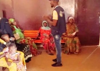 Guinée : Séance de sensibilisation sur les droits et devoirs des usagers dans les centres de santé