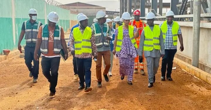 Guinée : Visite des travaux de construction de l’entrepôt moderne de la Pharmacie Centrale de Guinée