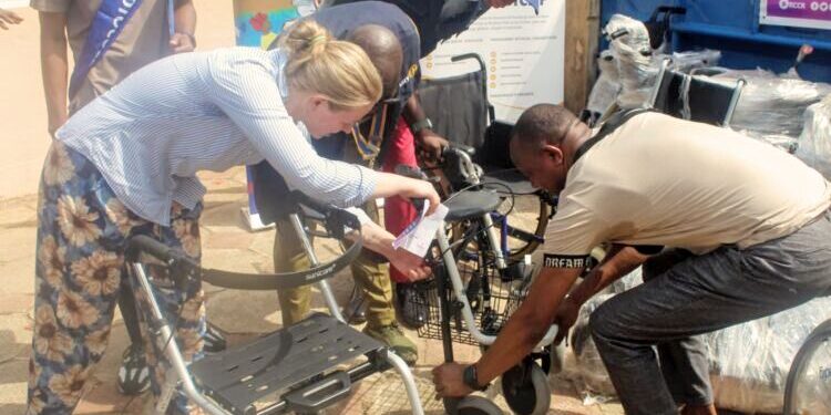 Guinée/Santé : Le Club Rotary Conakry-Ratoma vole au secours des enfants en situation d’handicap