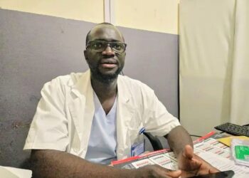 Guinée/Hopital Régional de Kankan : Dr. Mohamed Nawa Mamy responsable du Service opère avec succès le fibrome