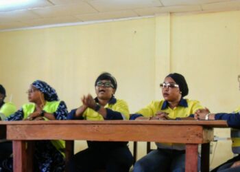 Guinée/Hygiène menstruelle : L’Association des femmes travailleuses de la SAG sensibilisent les jeunes filles