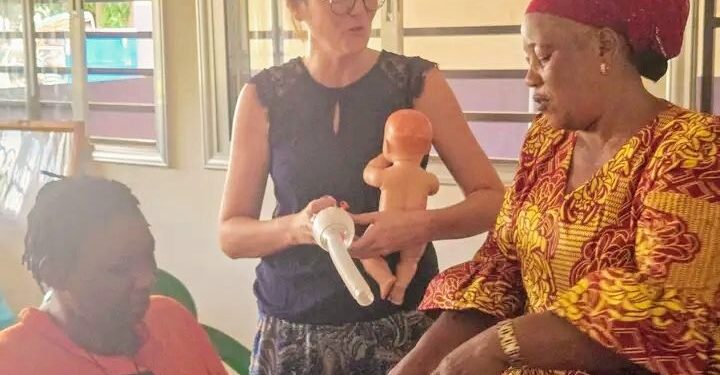 Guinée : Coopération Médicale entre l&rsquo;Hopital Régional de Kankan et l&rsquo;ONG les Enfants de l&rsquo;Aïr