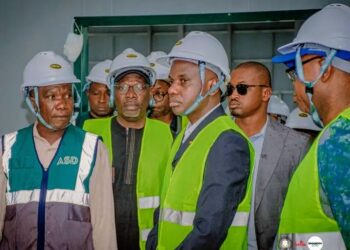 Pharmacie Centrale de Guinée : Le ministre de la Santé, Dr Oumar Diouhé Bah sur le chantier de l’entrepôt de la PCG à Coyah