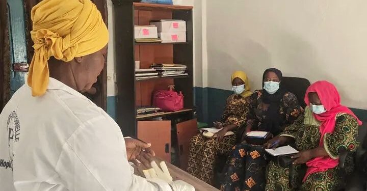 Hôpital Régional de Kankan : Formation des nouveaux stagiaires sur les précautions standards…