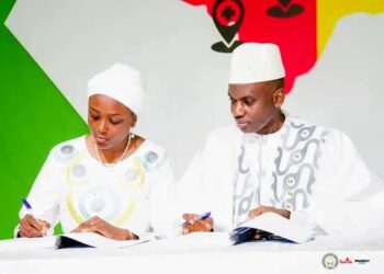 Guinée : Signature des contrats de construction de 50 nouveaux Centres de Santé modernes dans les huit régions…du pays