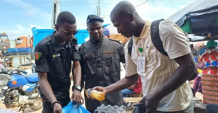 Opération de retrait des boissons énergisantes « Commando » : L’ONCQ de Dubréka appuyé par les forces de l&rsquo;ordre