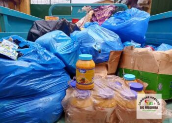 Lutte contre les produits impropres à la consommation : Le service de contrôle qualité de Gbessia saisit des jus interdits et des denrées périmées