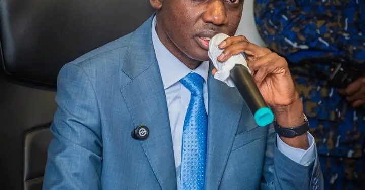 Guinée/Reconduction du Ministre de la Santé : Un moment de fierté et de reconnaissance pour le personnel