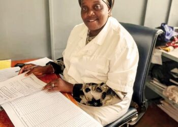 Hôpital Régional de Labé : Mme Mariama Kesso Bah, une femme dévouée à la noble mission de guérir et de protéger des vies