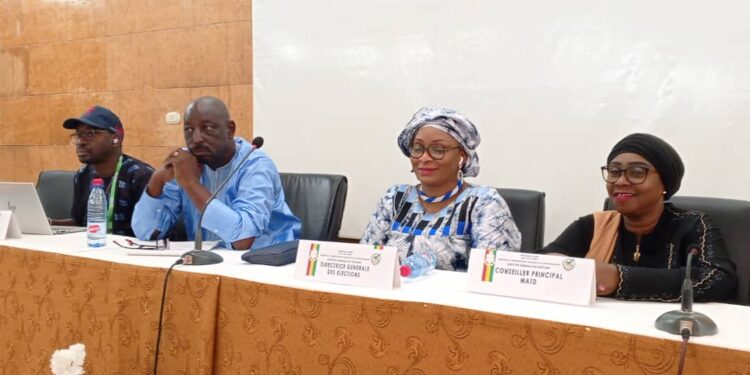 Scrutin Référendaire : La direction générale  des élections rencontre les parties prenantes 