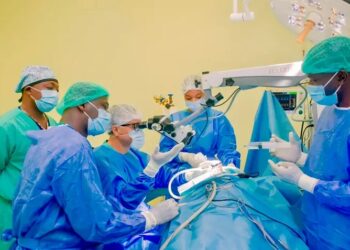 Premières Journées Scientifiques sur la Surdité Infantile : Le CHU Donka inaugure les implants cochléaires