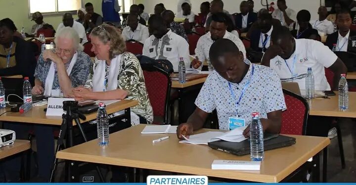 Kindia : Une deuxième journée intense aux Journées Scientifiques, Sportives et Touristiques de l’Hôpital Régional