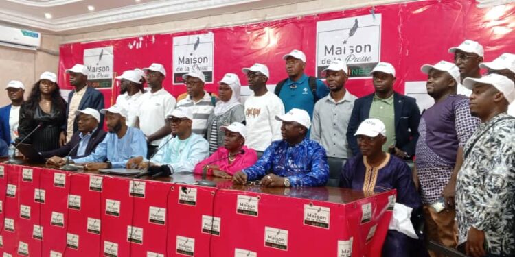 Actualités : L’ordre national des pharmaciens de Guinée apporte son soutien a la gouvernance du CNRD 