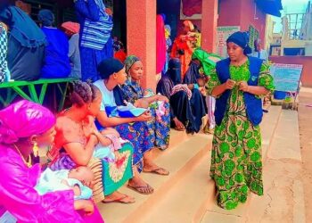 Siguiri : Une campagne de sensibilisation sur les IST et le paludisme mobilise les femmes