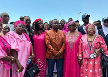 Conakry–Santé : L&rsquo;artiste Sia Tolno lance “Rose Espoir”, une mobilisation nationale contre les cancers féminins