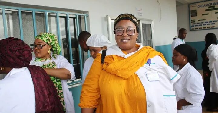 Santé / Portrait d’une femme remarquable : Madame Sidibé Aïcha Baro Condé