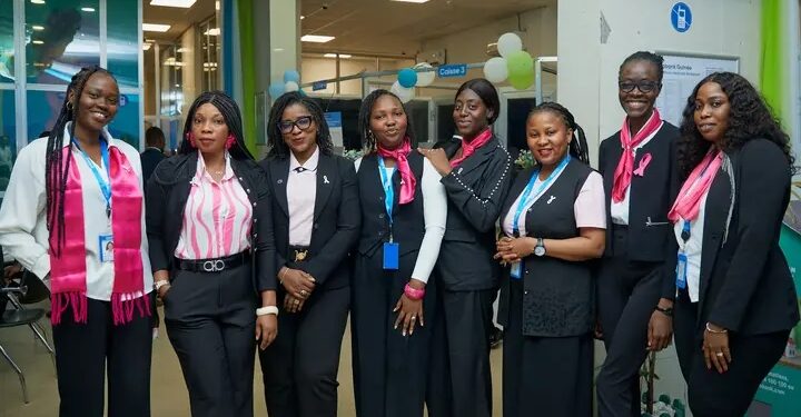 Octobre Rose : Ecobank Guinée mobilisée pour la lutte contre le cancer du sein
