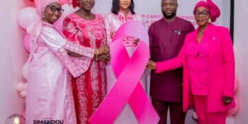 Conakry : Le ministre Bourouno donne le coup d’envoi d’une campagne de dépistage du cancer du sein et du col de l’utérus