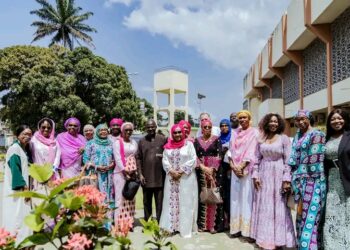 Guinée – Octobre Rose : Les femmes du CNT aux côtés des patientes de Donka