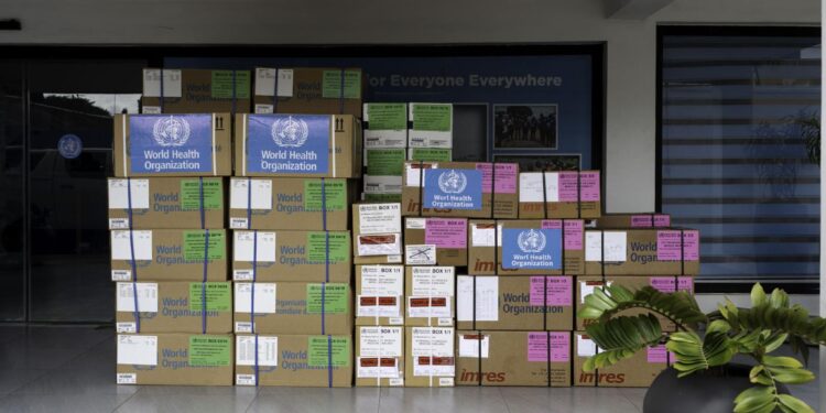 Humanitaire : L&rsquo;OMS fait don de fournitures médicales à la région de Savannah
