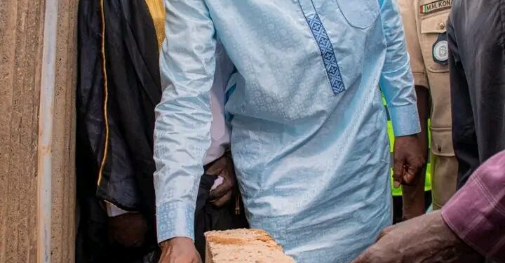 Guinée : Pose de la première pierre d’un Centre de Santé Amélioré à Kindia