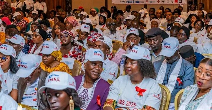 Guinée : Le Premier ministre préside la Journée mondiale de lutte contre le SIDA