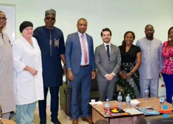 Hôpital National de Donka : Une délégation canadienne en visite officielle