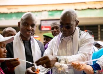 Faranah : Le Ministre de la Santé inaugure une nouvelle centrale d’oxygène médical