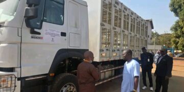 Santé – Région de Kankan : Un camion pour le transport d’oxygène remis à l’hôpital régional