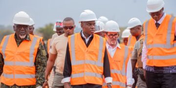 Guinée : Le ministre de la Santé inspecte le chantier du nouvel Hôpital régional