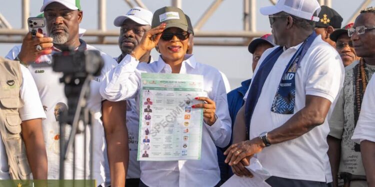 L’élection du 28 décembre : Mme la ministre, Dre Diaka Sidibé se démarque des autres