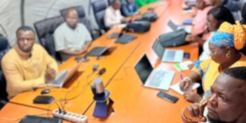 Pharmacie Centrale de Guinée : Une réunion stratégique pour optimiser la distribution des produits de santé