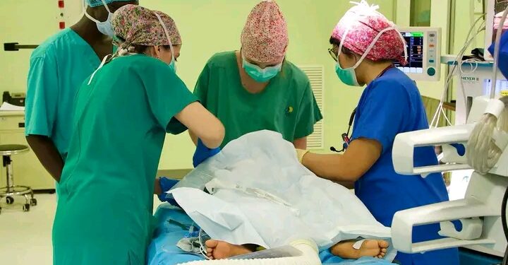 Mission humanitaire de chirurgie maxillo-faciale : Le coup d’envoi des opérations à Conakry