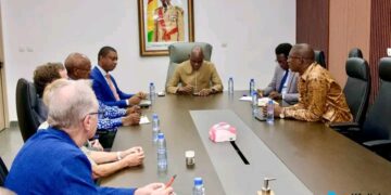 Mission humanitaire de chirurgie maxillo-faciale : Une rencontre stratégique au Ministère de la Santé