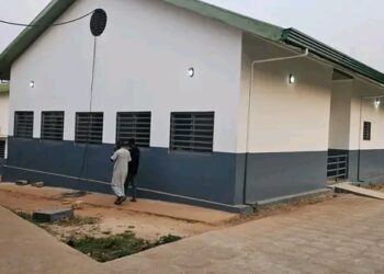 Kindia : Remise provisoire de l’ancien bâtiment de la maternité rénové