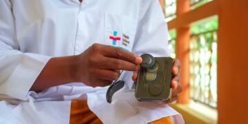 Les coulisses du changement : les implants cochléaires, une innovation au service des enfants malentendants