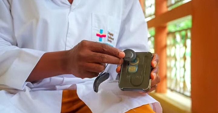 Les coulisses du changement : les implants cochléaires, une innovation au service des enfants malentendants