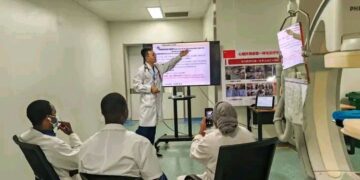 Hôpital de l’Amitié Sino-Guinéenne : Formation sur l’intervention coronarienne