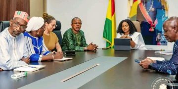 Guinée : La Ministre de la Santé reçoit l’ICN sur les subventions du Fonds mondial