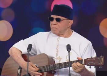Contrôle médical : Salif Keita annonce une pause dans ses activités artistiques