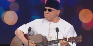 Contrôle médical : Salif Keita annonce une pause dans ses activités artistiques