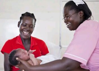 🇬🇳Journée Internationale des Sages-Femmes : L’Hôpital Régional de Labé rend hommage à ses héroïnes du quotidien