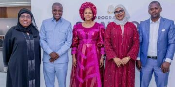 🇬🇳Ministère de la Santé : Mme Khaïté SALL reçoit la Directrice Générale de Santé Intégrée