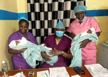 🇬🇳conakry : Naissance exceptionnelle à la Clinique Espoir
