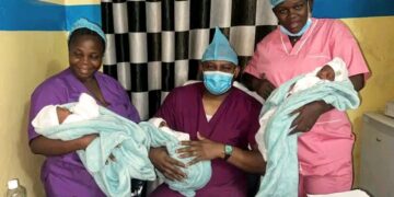 🇬🇳conakry : Naissance exceptionnelle à la Clinique Espoir