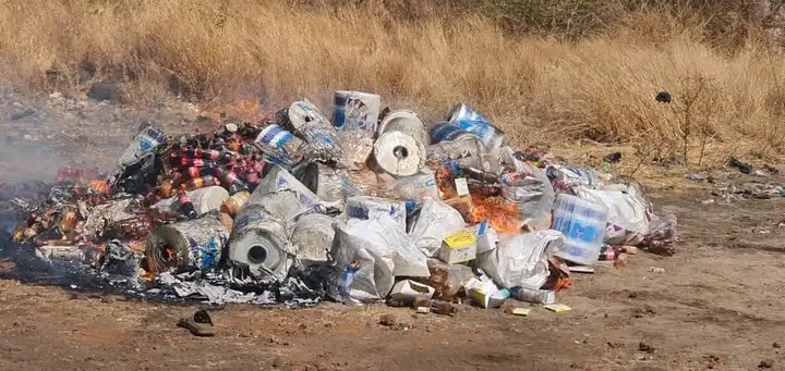 🇬🇳Santé / Mandiana : 13 tonnes de produits périmés détruits