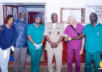 🇬🇳Hôpital Régional de Kindia : Visite du Préfet aux patients ayant bénéficié des interventions chirurgicales prostatiques