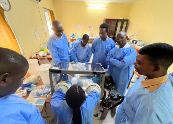 Laboratoires mobiles : L’Allemagne renforce la lutte contre les épidémies en Afrique de l’Ouest