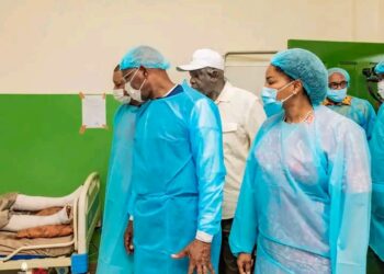 🇬🇳Guinée : Le Premier ministre au chevet des victimes de Donka