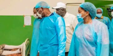 🇬🇳Guinée : Le Premier ministre au chevet des victimes de Donka